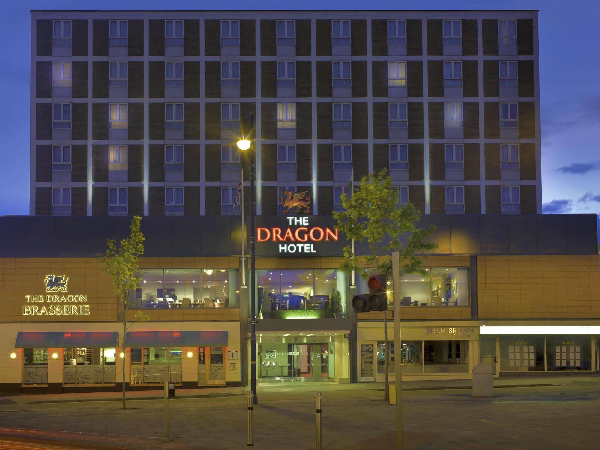 The Dragon Hotel Суонзи Екстериор снимка
